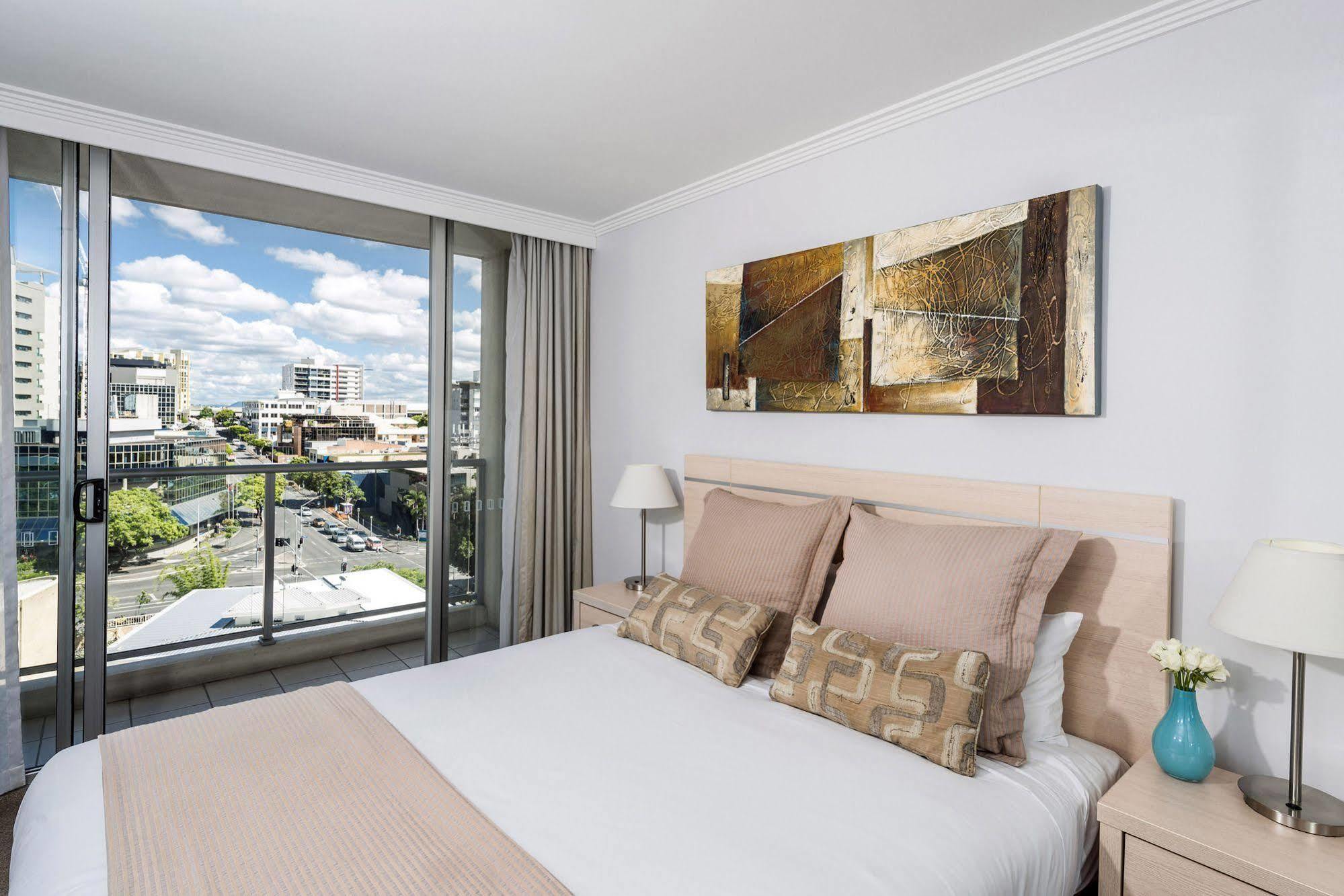 Oaks Brisbane Lexicon Suites Eksteriør bilde